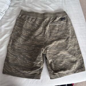 Men’s Abercrombie lounge shorts